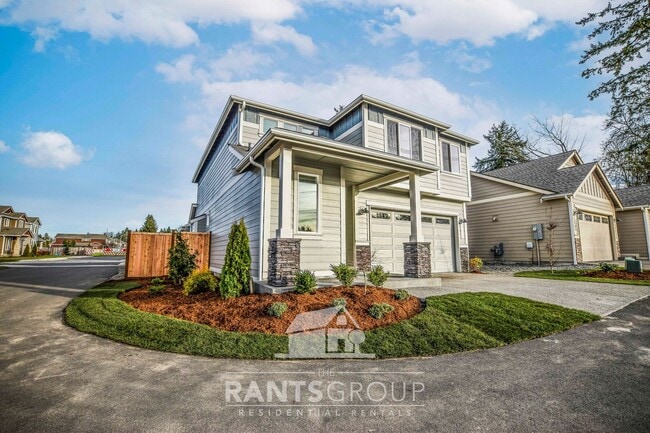 Building Photo - Easy freeway access! Newer subdivision!