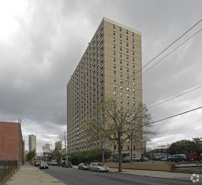 Building Photo - Friendset Apartments