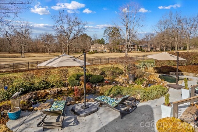 Building Photo - 13718 Robert Walker Dr