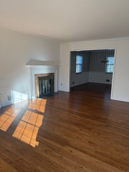 Open Living Room Dining Room Area - 224 Prospect St