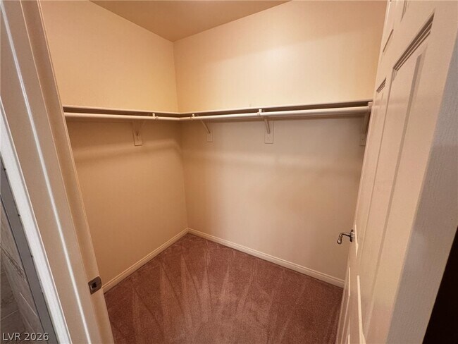 Building Photo - 2405 W Serene Ave