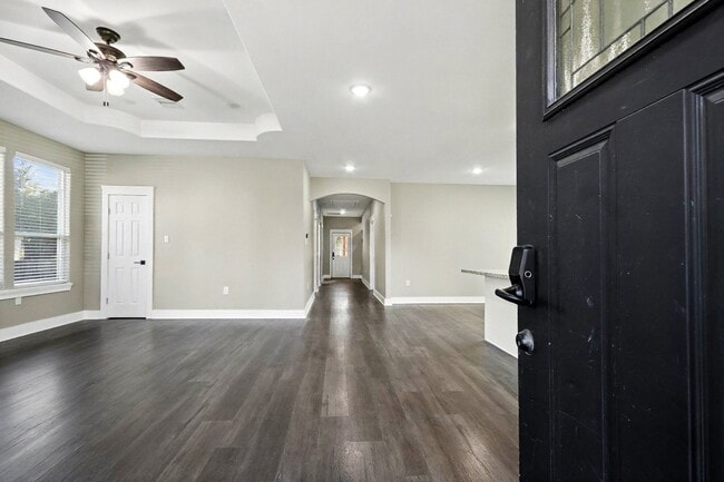 Building Photo - 3442 Noah St