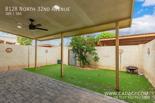 Building Photo - 8128 N 32nd Ave