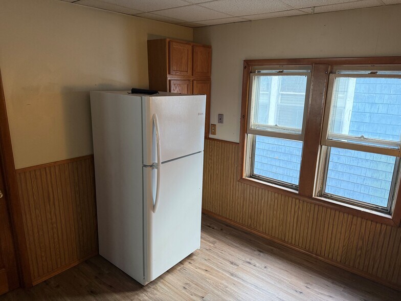 kitchen - 97 Rutland St