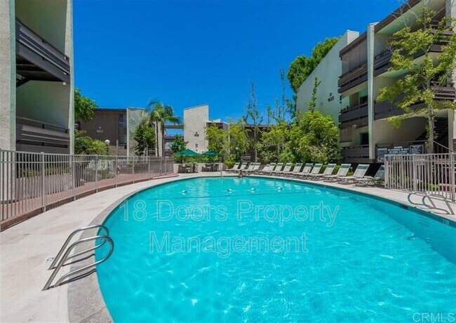 Building Photo - 1605 Hotel Cir S