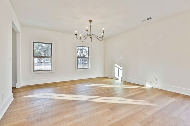 Building Photo - New Construction Rental WALKABLE to Downtown Senoia!