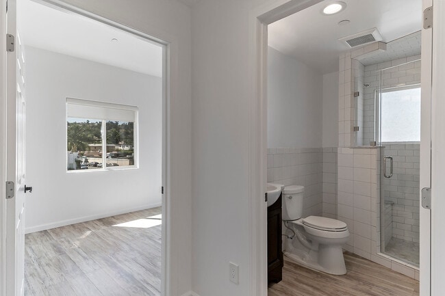 Building Photo - 4620 Eagle Rock Blvd