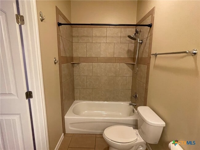 Building Photo - 4509 Cambridge Dr
