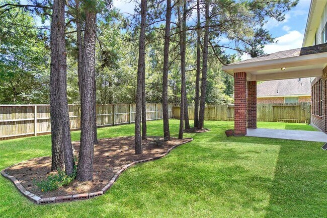 Building Photo - 18 N Queenscliff Cir