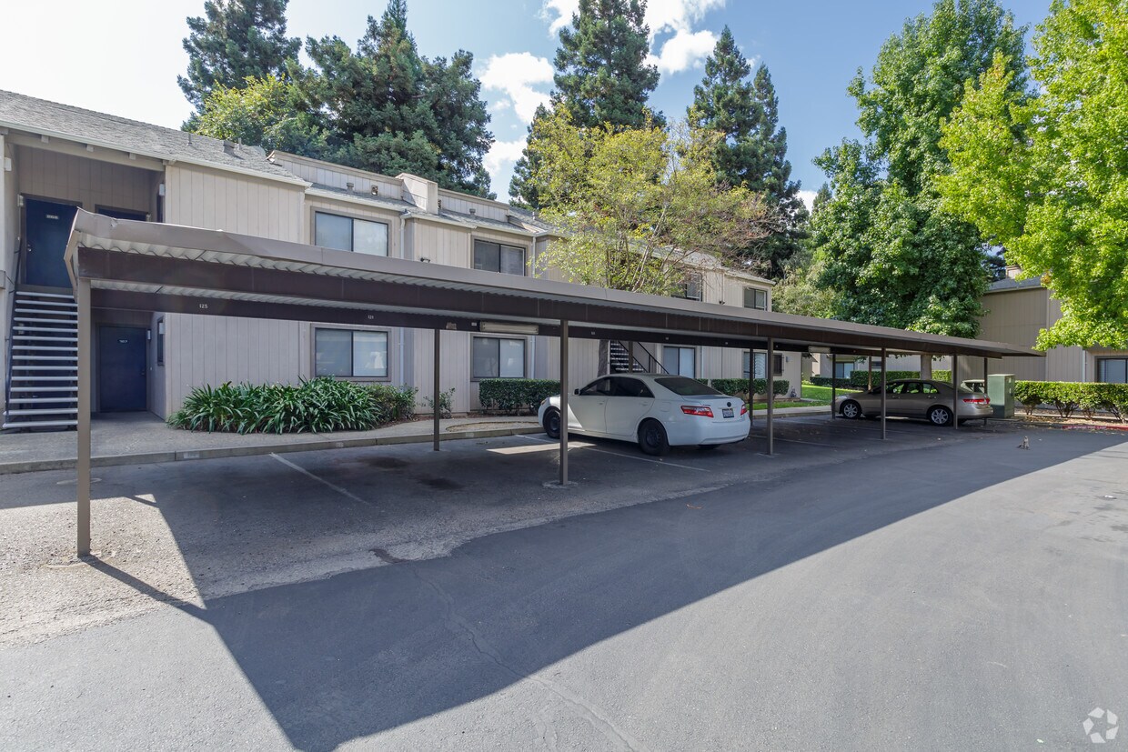 Natomas Village Apartments Sacramento