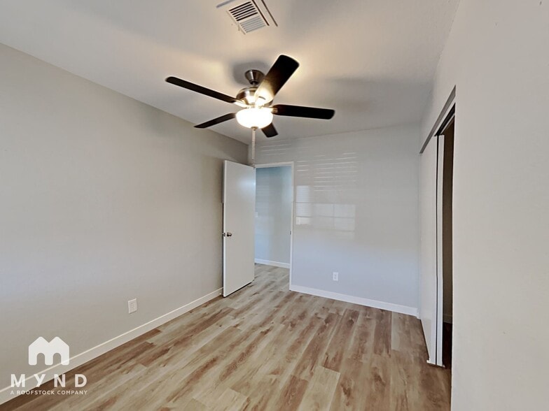 Building Photo - 549 Bastanchury Ave