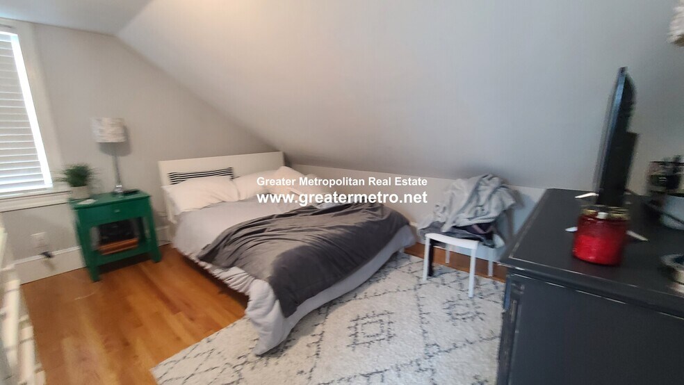 Building Photo - 116 M St