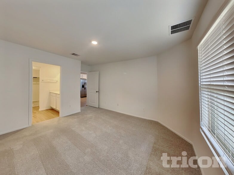 Building Photo - 3023 Twisted Myrtle Dr