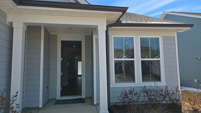Building Photo - 3 BR/2BA | Newly Renovated Single Family Home | 2-Car Garage Parking | Large backyard| In Carolin...