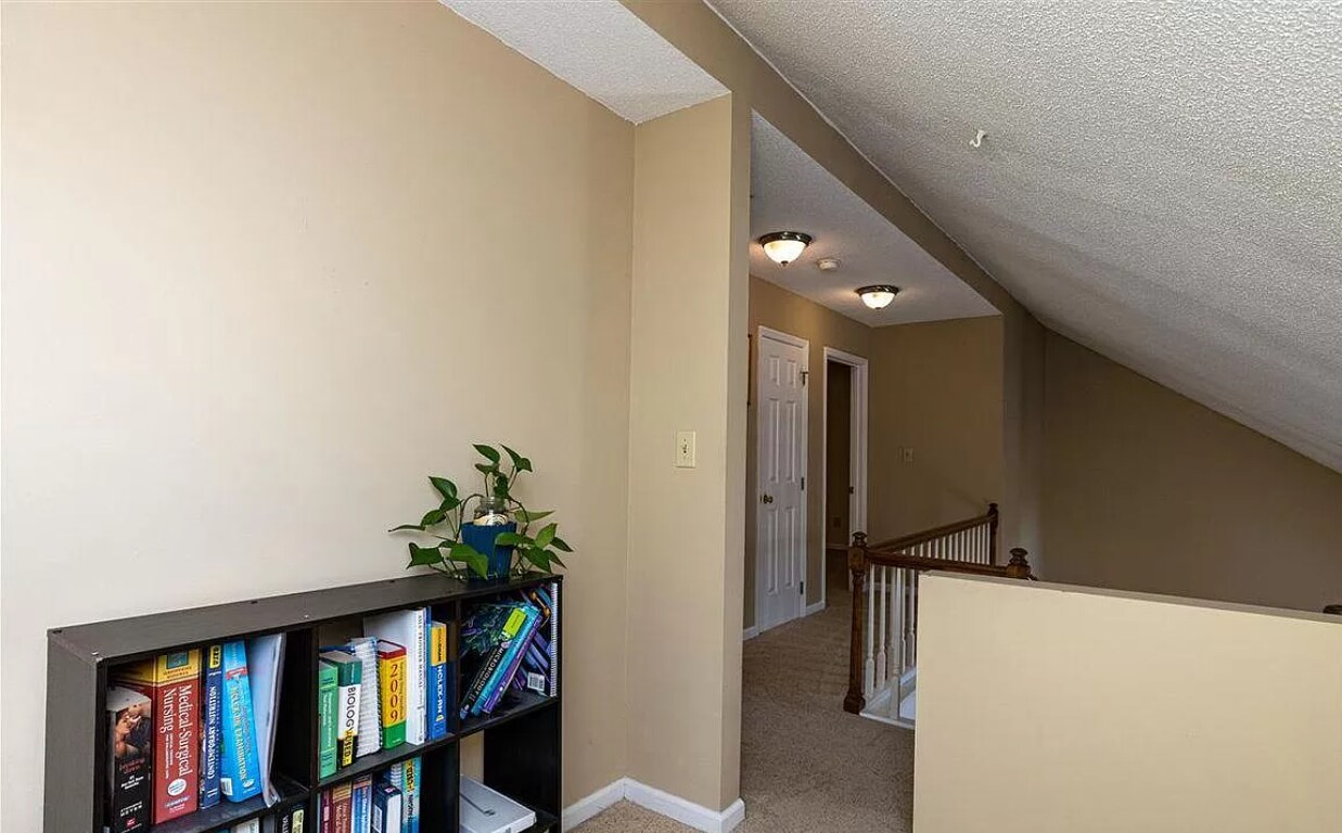 Building Photo - 4512 Emmit Dr