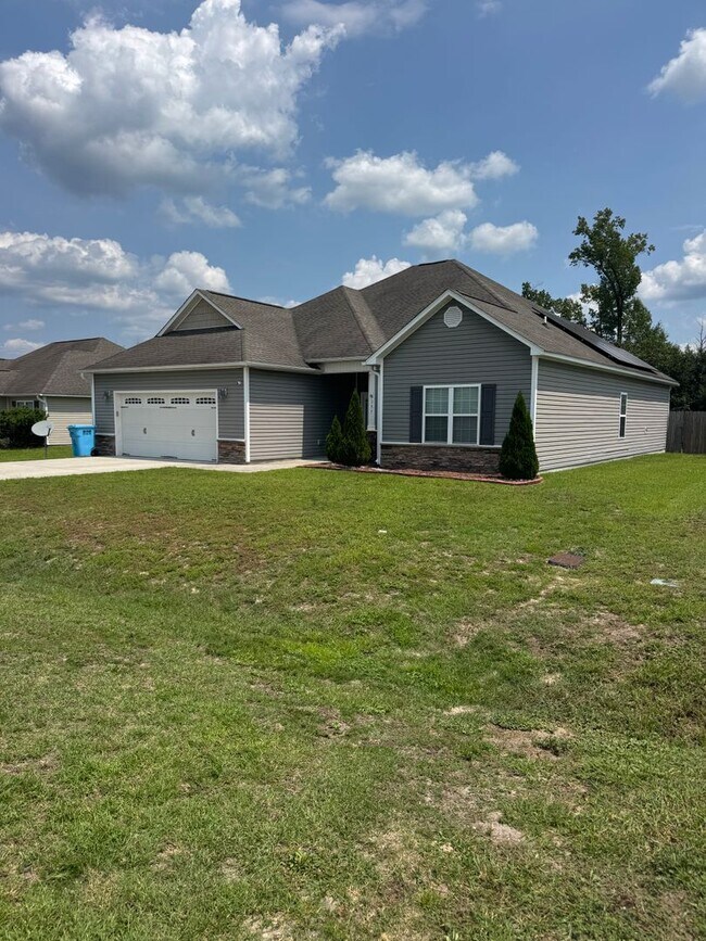 Building Photo - 157 Prelude Dr
