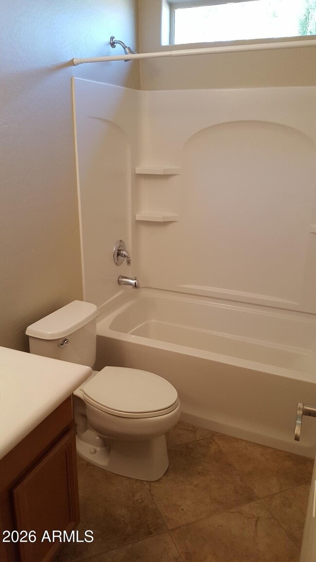 Building Photo - 15493 W Montecito Ave