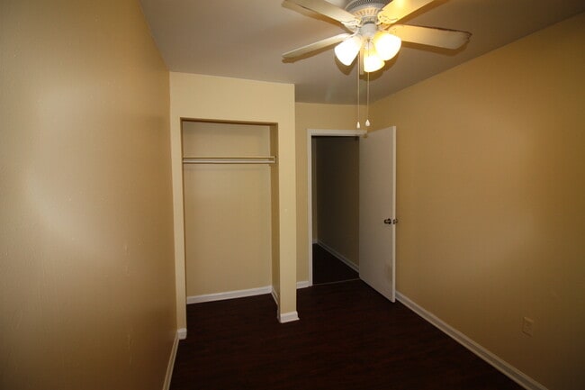 Building Photo - Vouchers Welcome! BEAUTIFUL HOME IN GLEN BURNIE!!