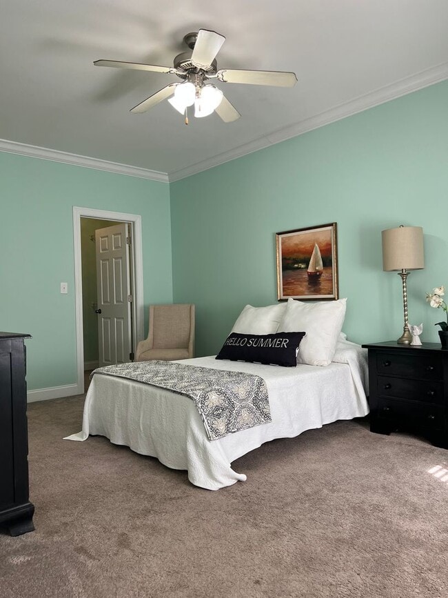 Building Photo - 1703 Highpointe