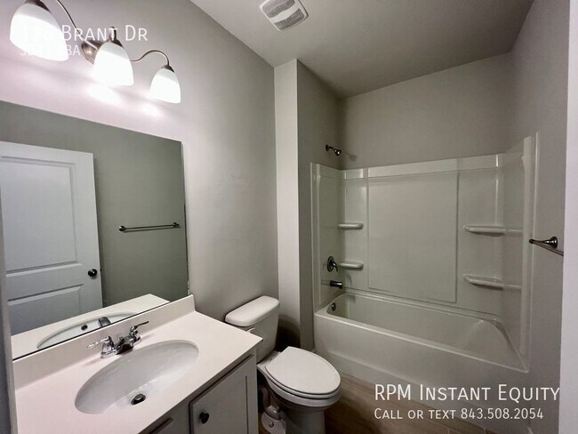 Building Photo - 118 Brant Dr