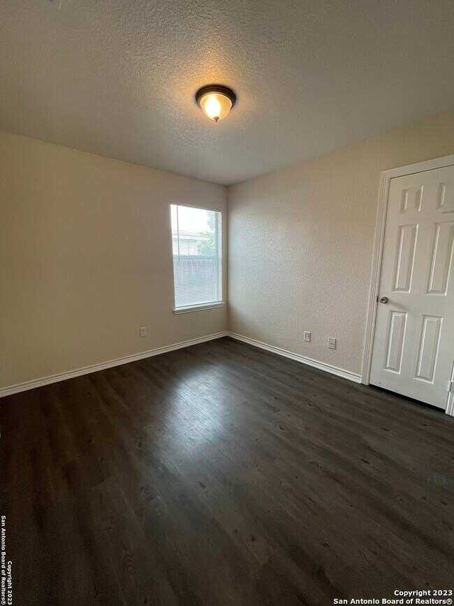 Building Photo - 207 Carranza St