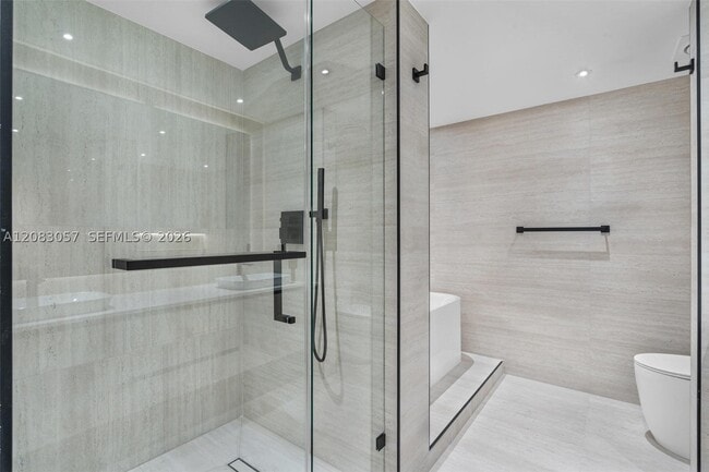 Building Photo - 3610 Yacht Club Dr