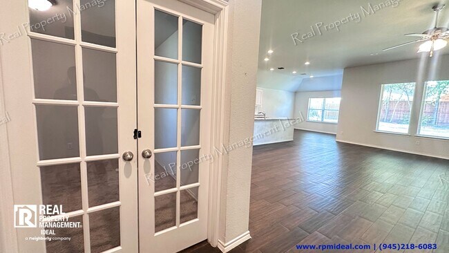 Building Photo - YOUR 3-BED, 2-BATH DREAM HOME AWAITS IN GRAND PRAIRIE