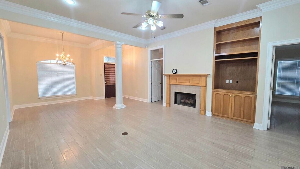 Building Photo - 282 Allan Dr