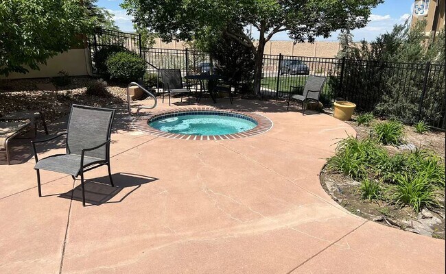 Hot Tub - 4771 Copeland Cir
