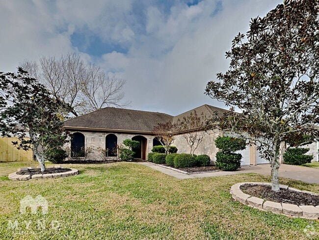 Building Photo - 3006 Avanti Ct