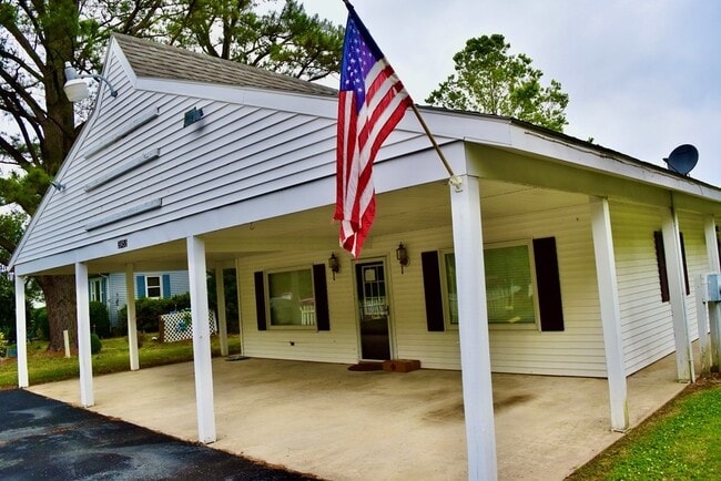 Building Photo - 33453 Chincoteague Rd