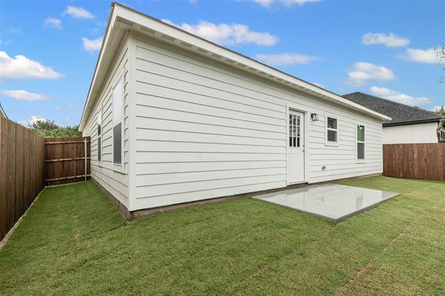 Building Photo - 5623 Barkridge Dr