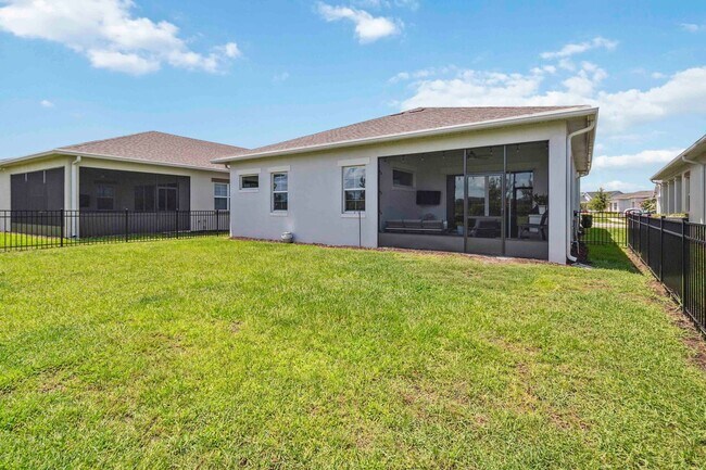 Building Photo - For Rent: Immaculate 3 Bed, 3 Bath + Flex Room Home in 55+ Del Webb Twin Lakes!