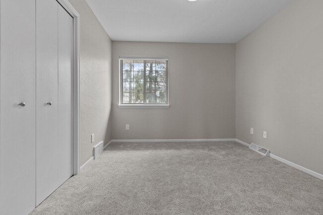 Building Photo - 6155 Aerotech Dr