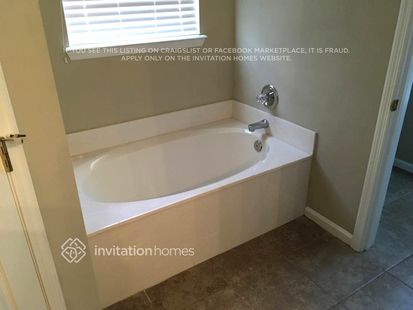 Building Photo - 3178 Highland Grove Dr