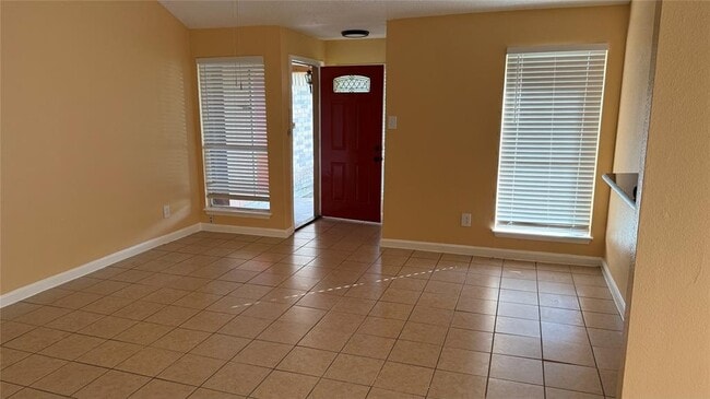 Building Photo - 12014 Tambourine Dr