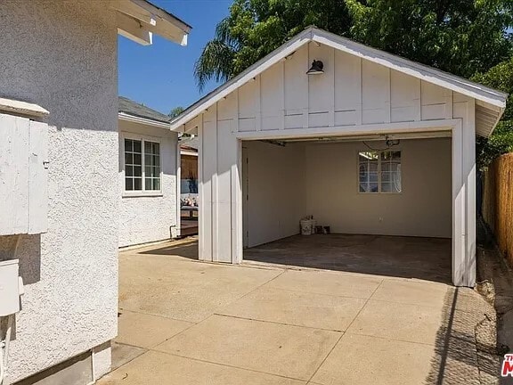 Building Photo - 6033 Annan Way