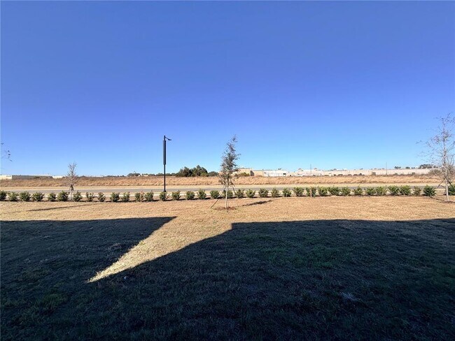 Building Photo - 3663 Hardman Dr