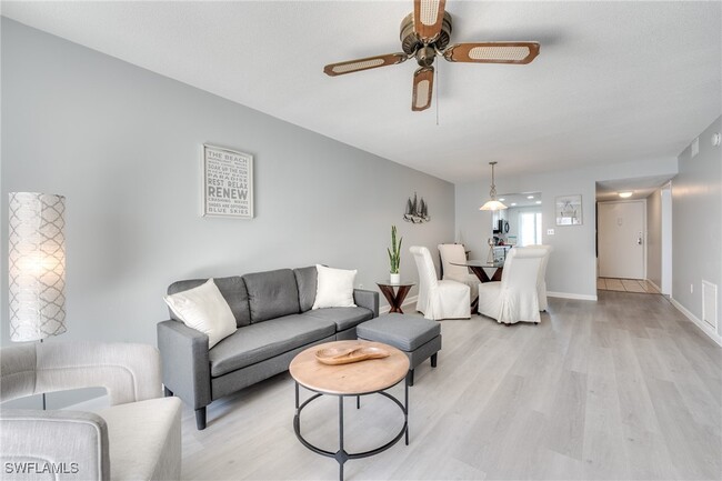 Building Photo - 7400 Estero Blvd