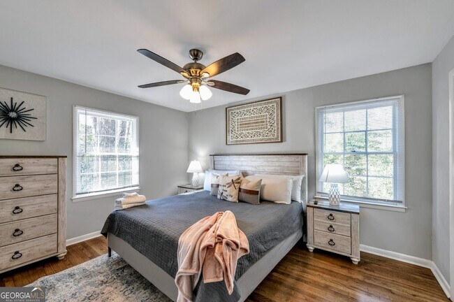 Building Photo - 444 Smyrna Powder Springs Rd SW