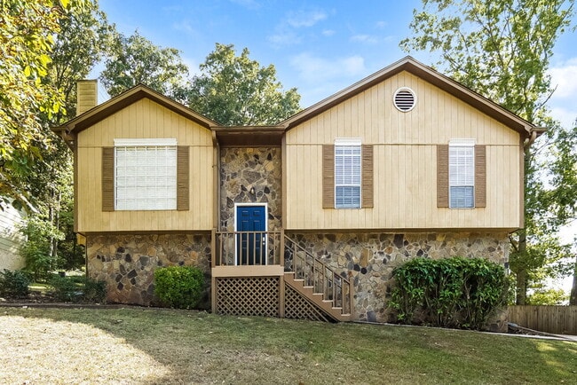 Building Photo - 1805 Forest Dr