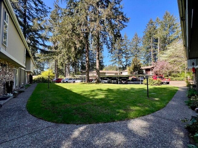 Building Photo - Black Lake Access! W/S/G Included