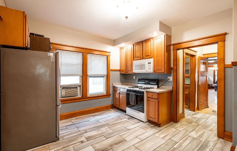 Building Photo - 2238 N 55th St