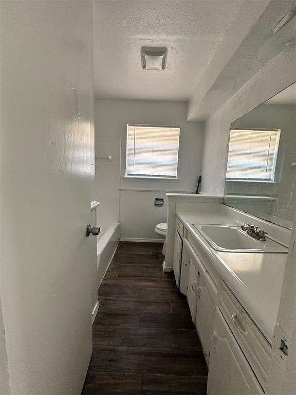 Building Photo - 3121 Delmar Rd