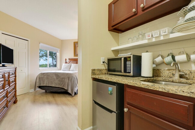 Building Photo - 8296 Mulligan Cir