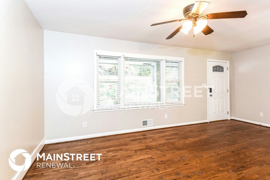 Building Photo - 6265 E Shore Cir