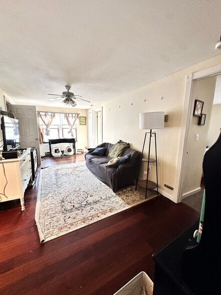 Building Photo - 40-42 North Ave