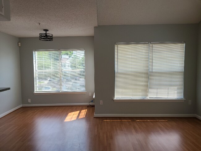 Building Photo - 15619 Easthaven Ct