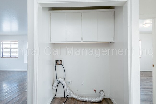 Building Photo - 130 8th St