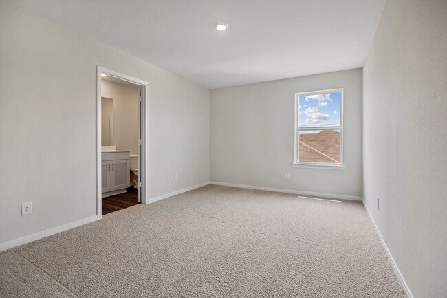 Building Photo - 10398 Red Cardinal Dr